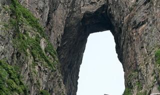 天门山景区建成时间